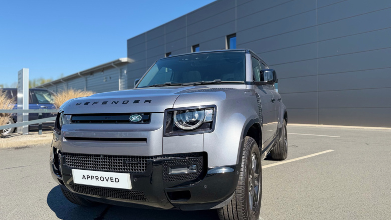 Land Rover Defender 3.0 D250 X-Dynamic SE 110 5dr Auto Diesel Estate